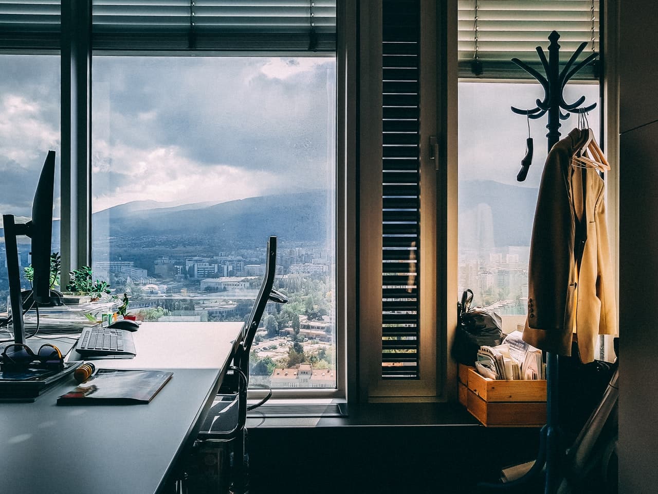 Pourquoi investir dans un local de bureau ?