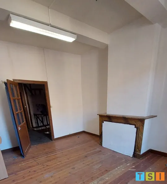 Immeuble 190 m² - Photo 1