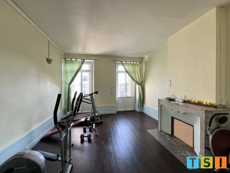 Ensemble immobilier 15 pièces 300 m² - Photo 1