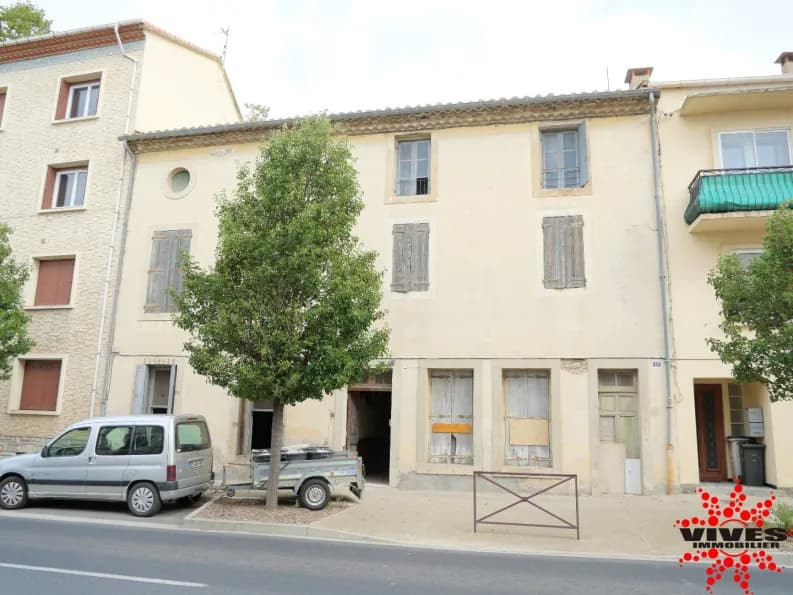 Immeuble à rénover 254 m² - Photo 1