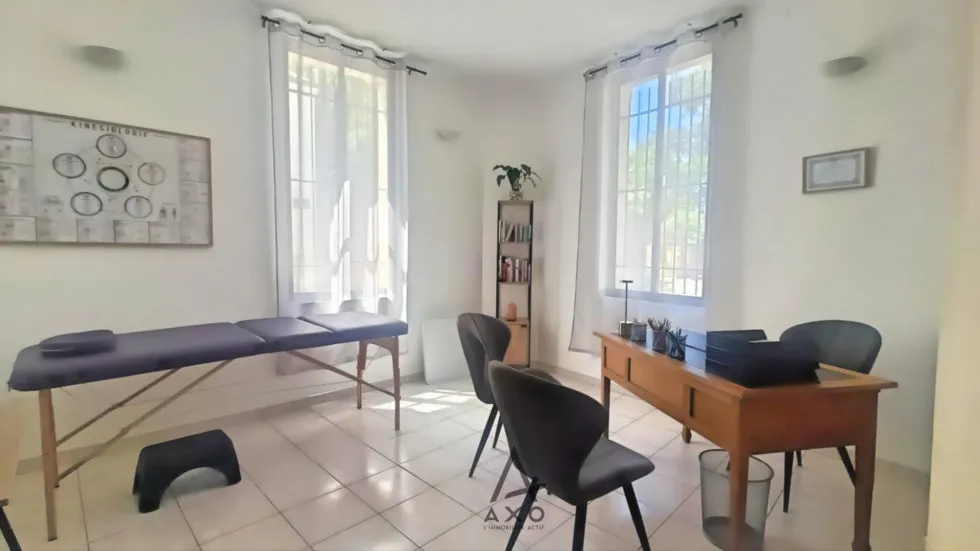 Immeuble de rapport 3 pièces 76 m² - Photo 1