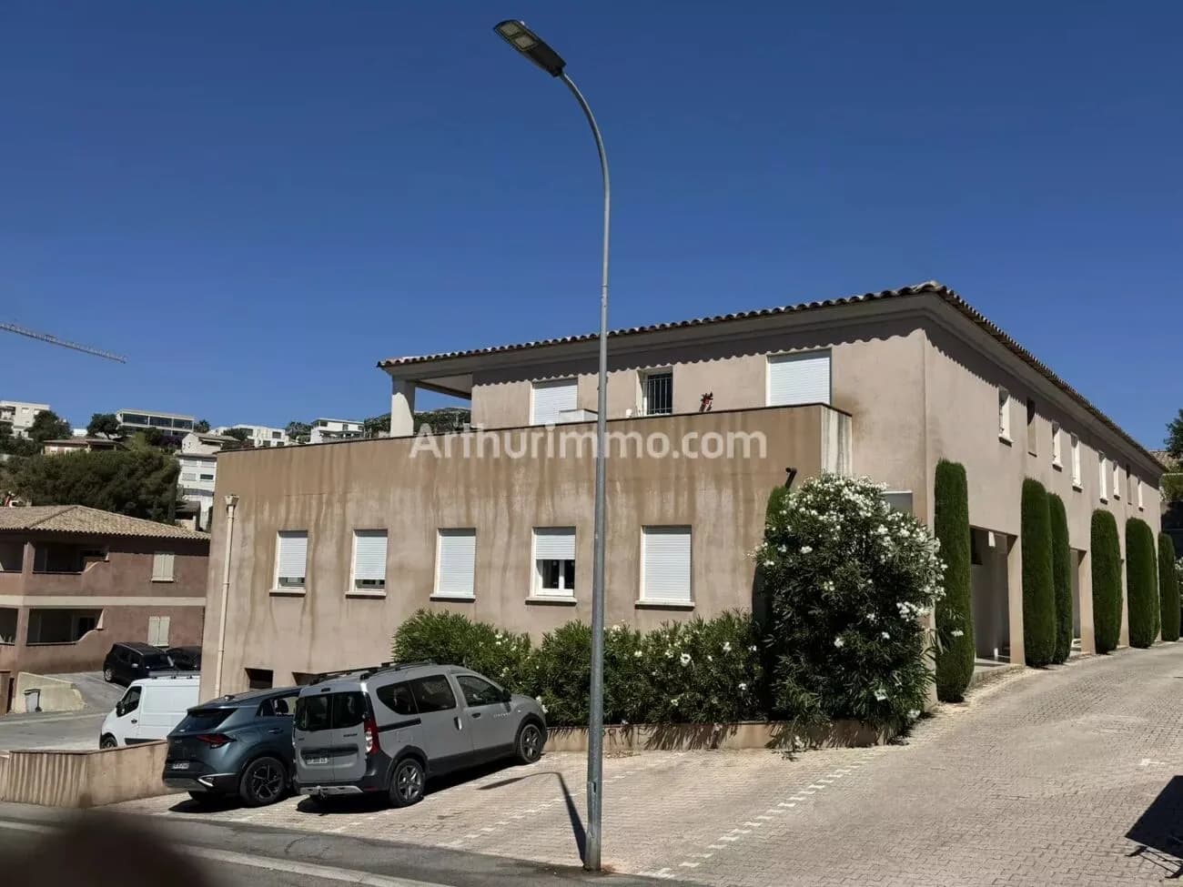 Immeuble 2 pièces 274 m² - Photo 1
