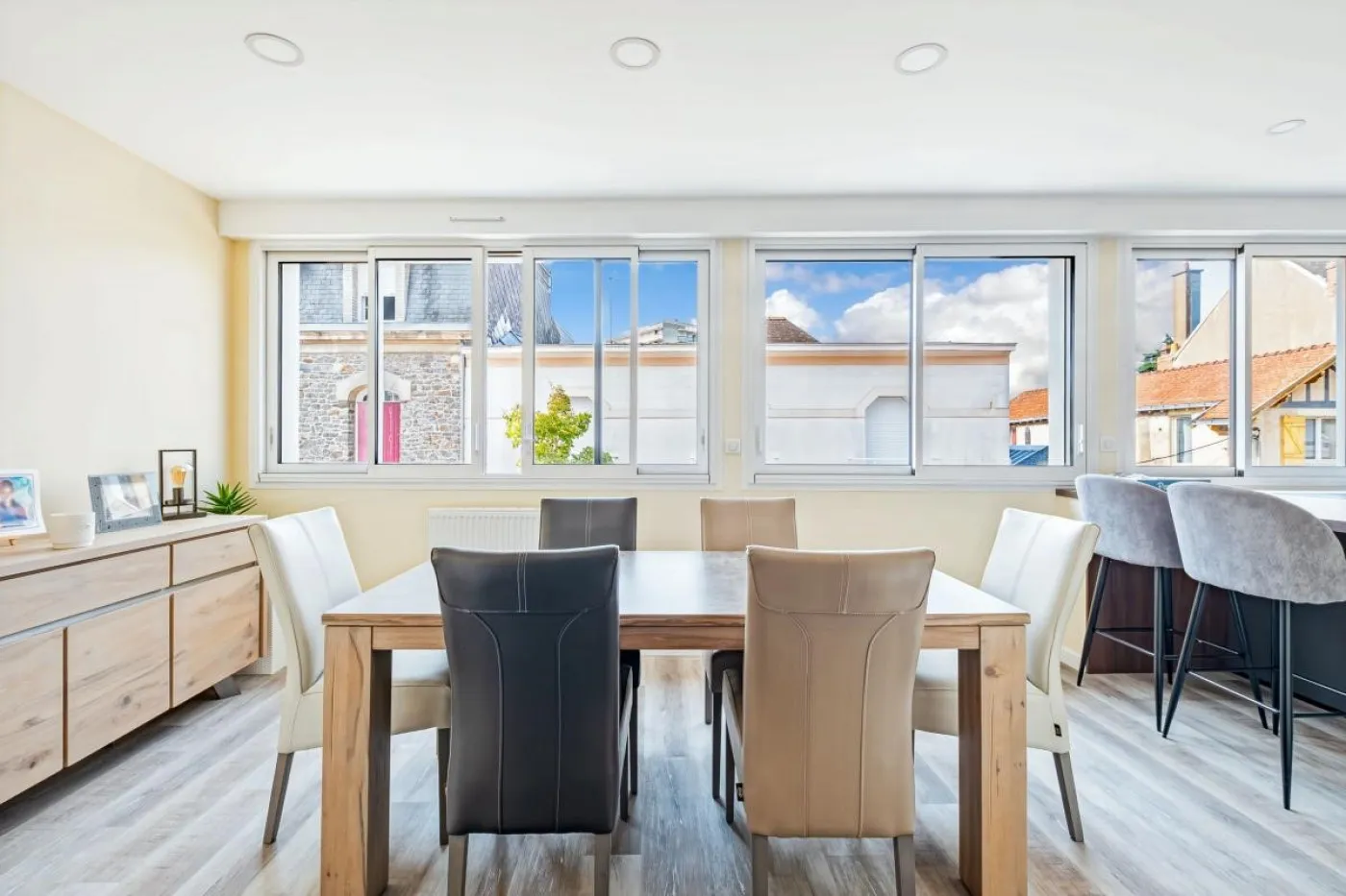 Très bonne rentabilité - Immeuble avec murs commerciaux à vendre - Photo 1