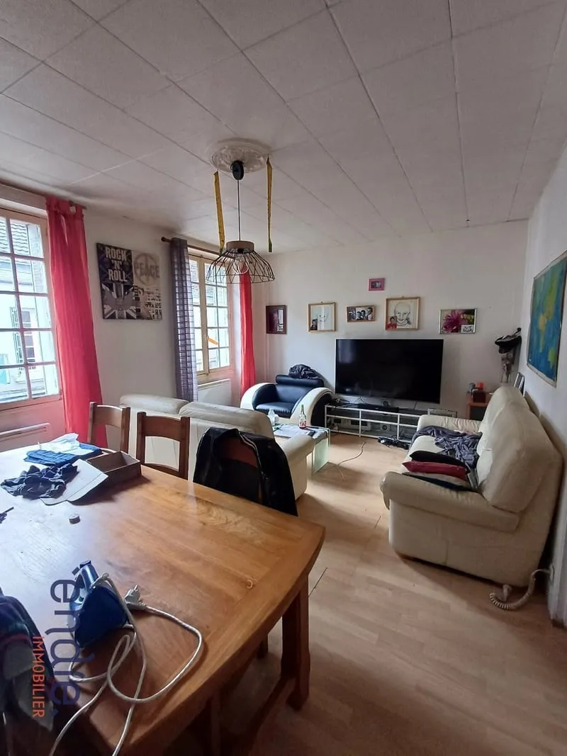 Immeuble - Photo 1