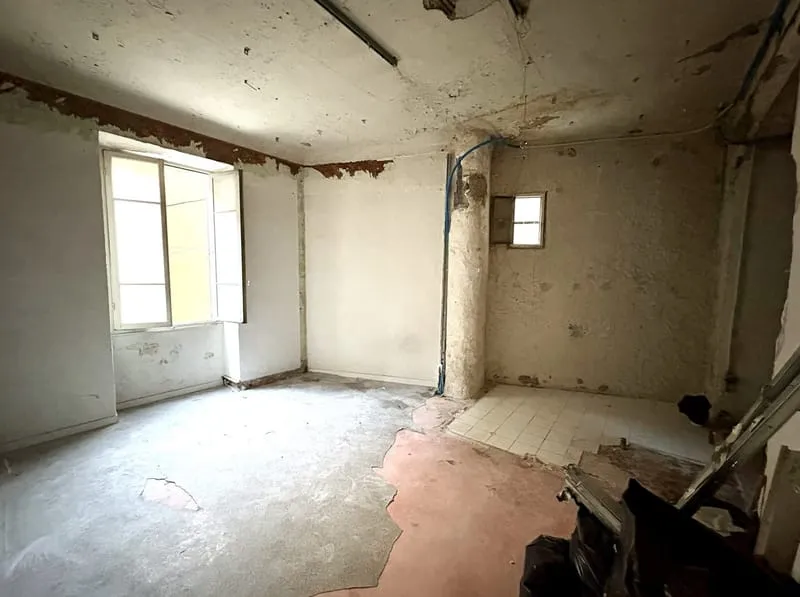 Ensemble immobilier collectif - Photo 1