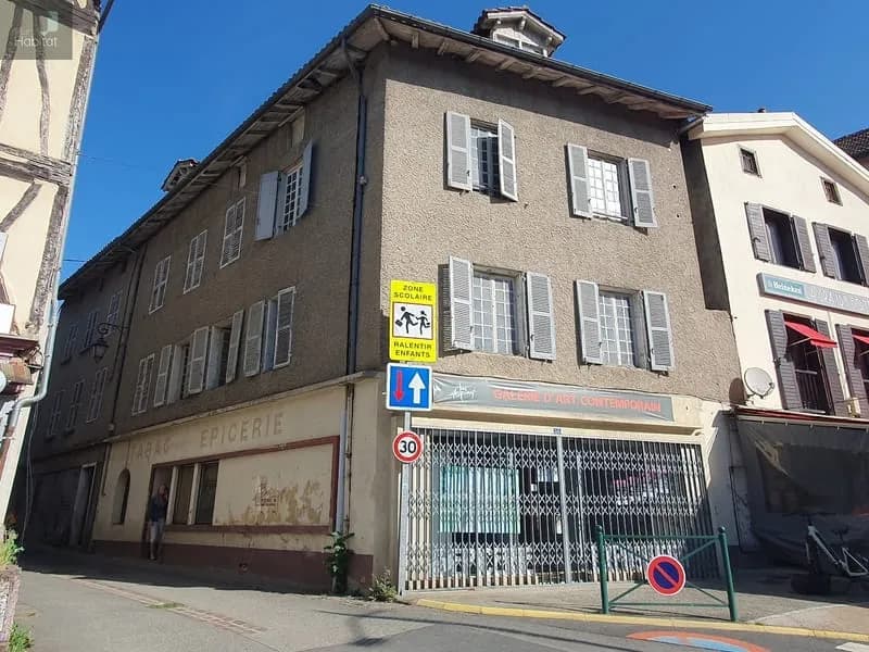 Immeuble - Photo 1