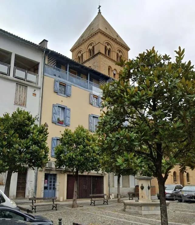 Immeuble - Photo 1