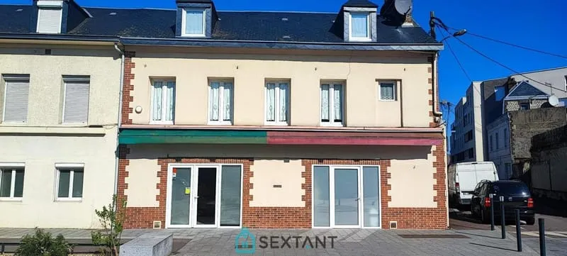 Immeuble mixte - Photo 1