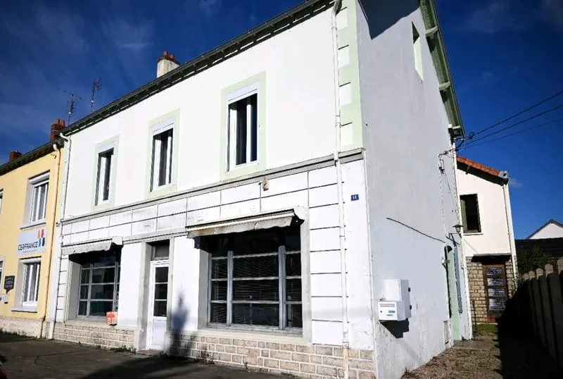 GUEUGNON - Photo 1
