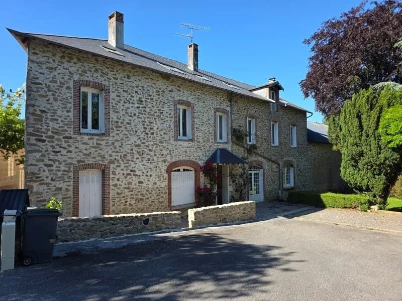 Immeuble à vendre SAINT SORNIN LEULAC (87) - Photo 1