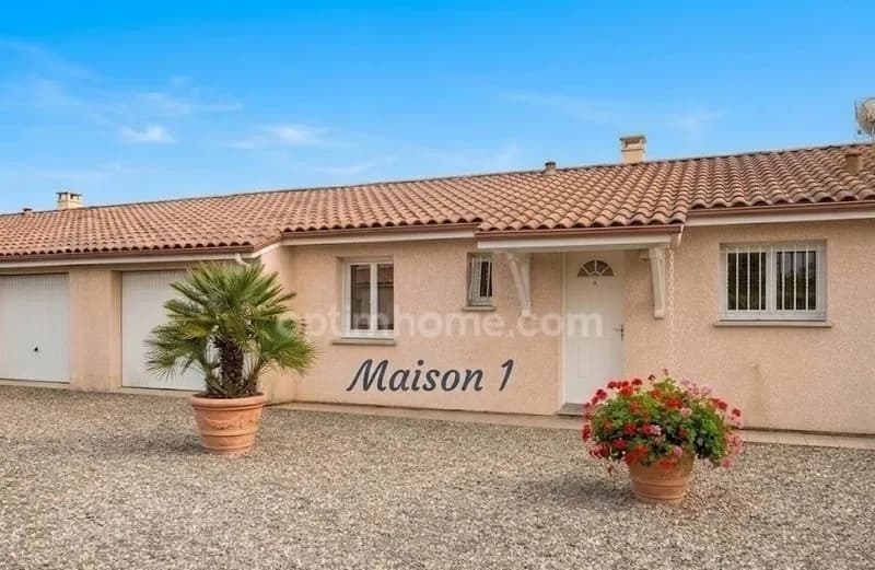 Ensemble Immobilier : Deux Maisons à Aire-sur-l'Adour - Photo 1