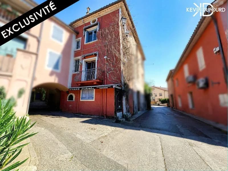 Immeuble de 150m² A RENOVER à VALLON PONT D'ARC - Photo 1