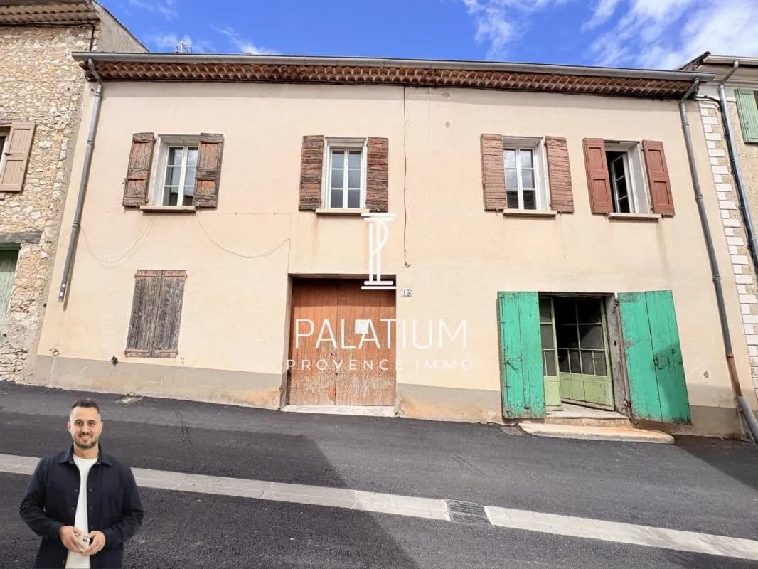 ENSEMBLE IMMOBILIER DE 320 M² À FORT POTENTIEL - 179 M² HABITABLES + GRANGE ET NOMBREUSES ANNEXES - Photo 1