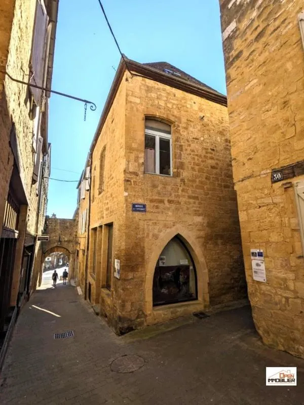 Immeuble de rapport - Photo 1