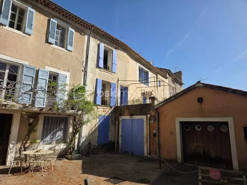 Immeuble de village avec terrasse et fort potentiel - Photo 1
