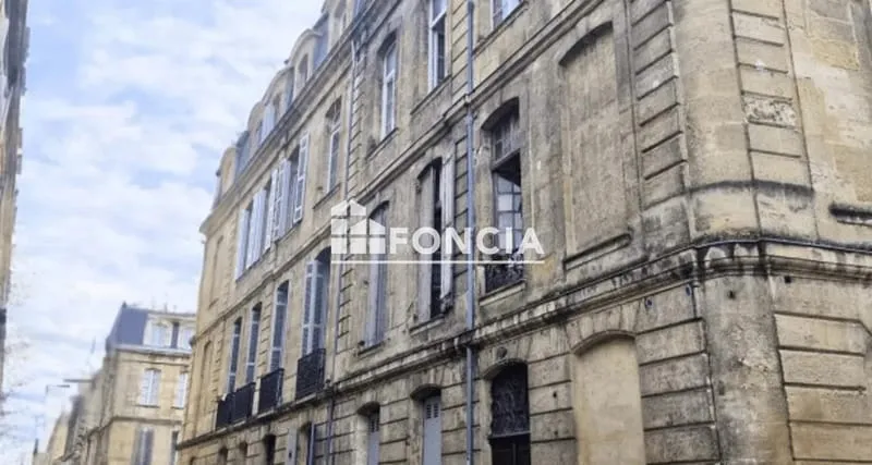 Immeuble de caractère à fort potentiel - Bordeaux Saint-Michel - Photo 1