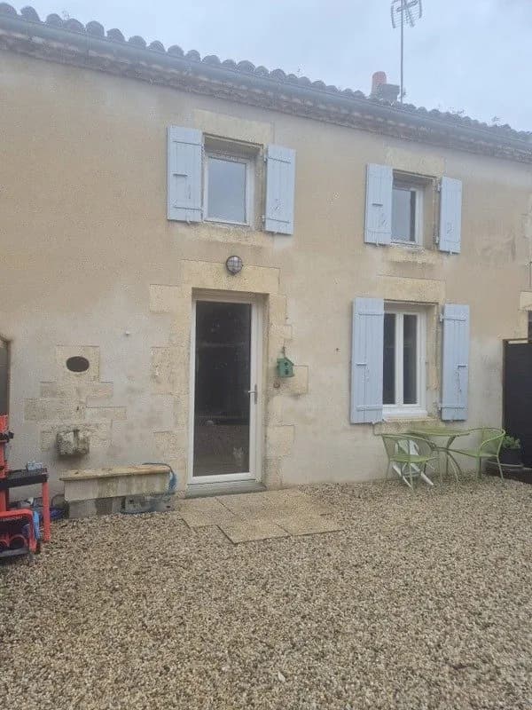 Immeuble à vendre SAINT DENIS DU PIN (17) - Photo 1