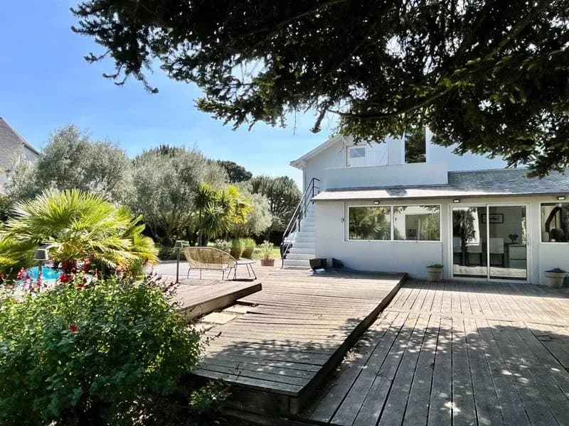 Ensemble immobilier dans quartier résidentiel ! - Photo 1