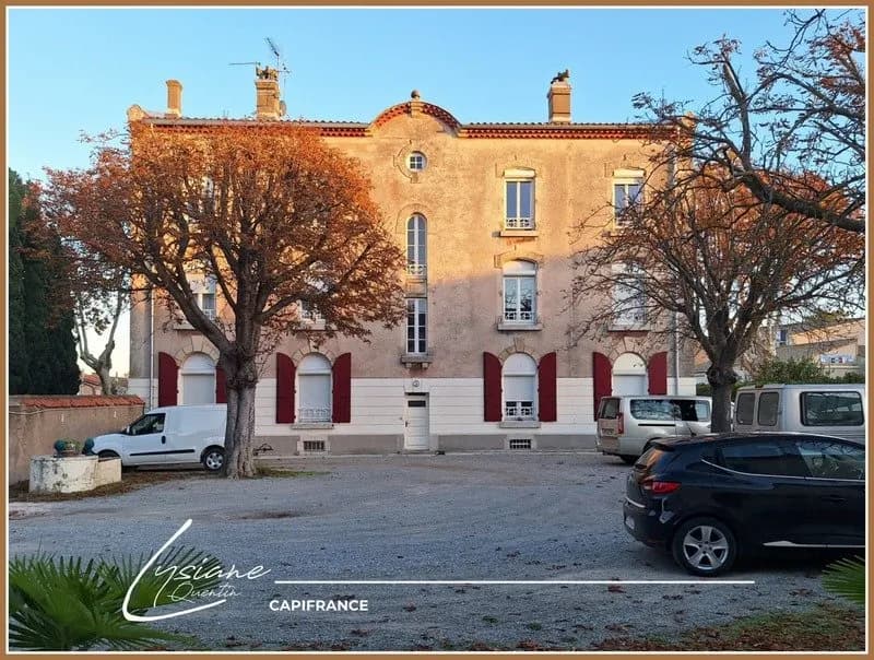 ENSEMBLE IMMOBILIER AVEC MAISON D'HABITATION ET 3 APPARTEMENTS LOUES, 5 DEPENDANCES, GRENIER - Photo 1