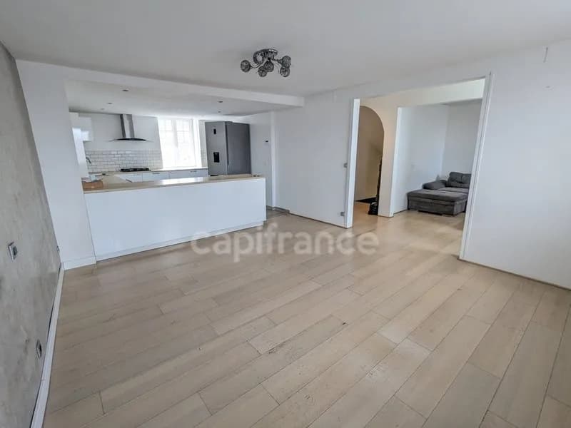 Duplex T5 de 110 m² avec revenu locatif sécurisé - Blanc Four, Roncq - Photo 1
