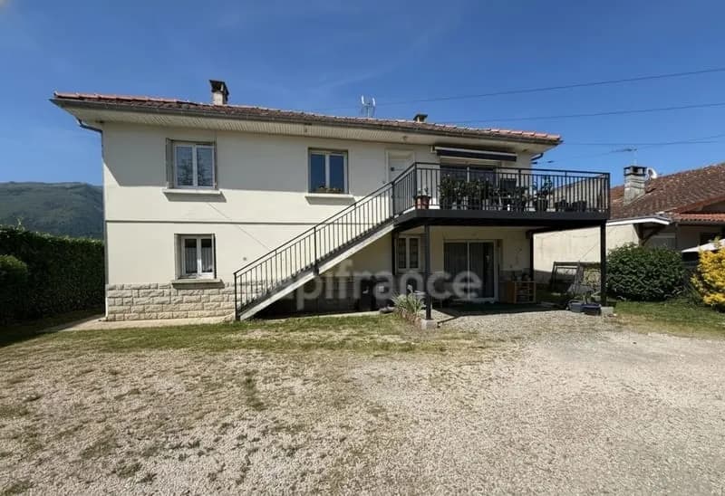 Immeuble à usage locatif sur ARGELES GAZOST (65) - Photo 1