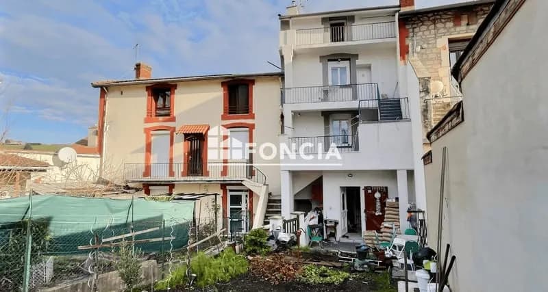 Immeuble de 174m² divisée en deux logements - Photo 1