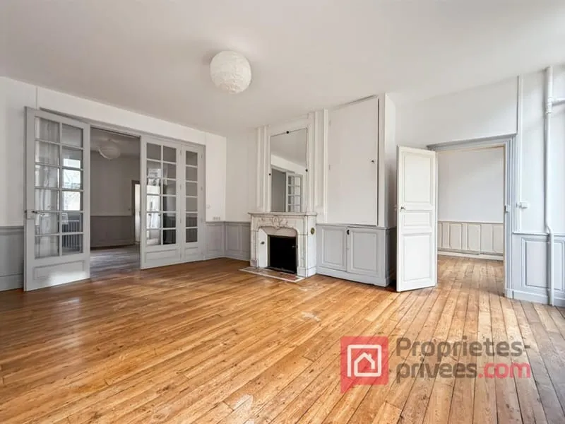 Immeuble - Photo 1