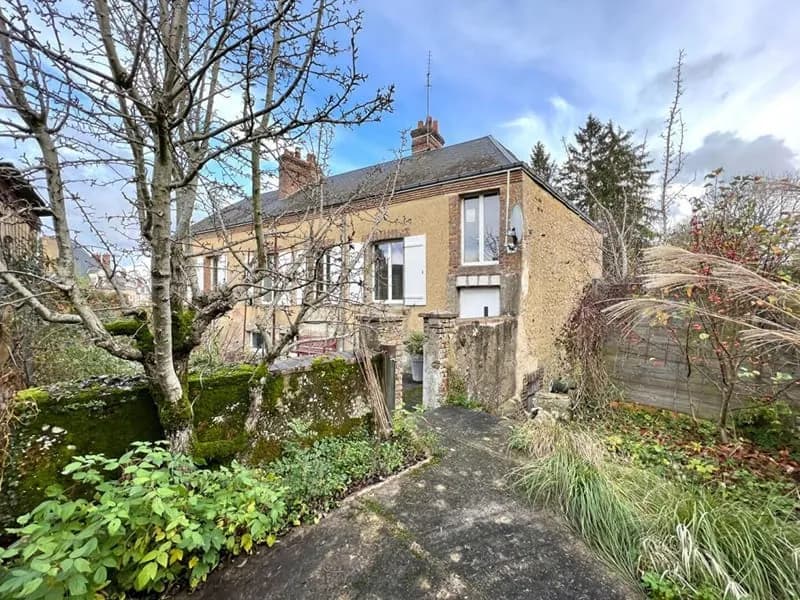 IMMEUBLE A RENOVER MONDOUBLEAU - Photo 1