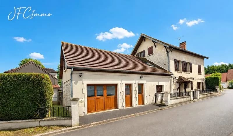 Ensemble Immobilier 12 pièce(s) 215 m2 - Photo 1