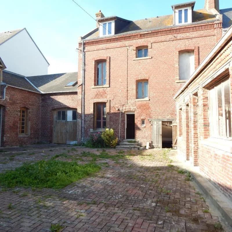 Cayeux Sur Mer - Immeuble de caractère au coeur de la Baie de Somme - Photo 1