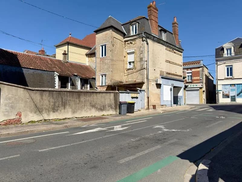 Immeuble de rapport 7 pièces 169 m² - Photo 1
