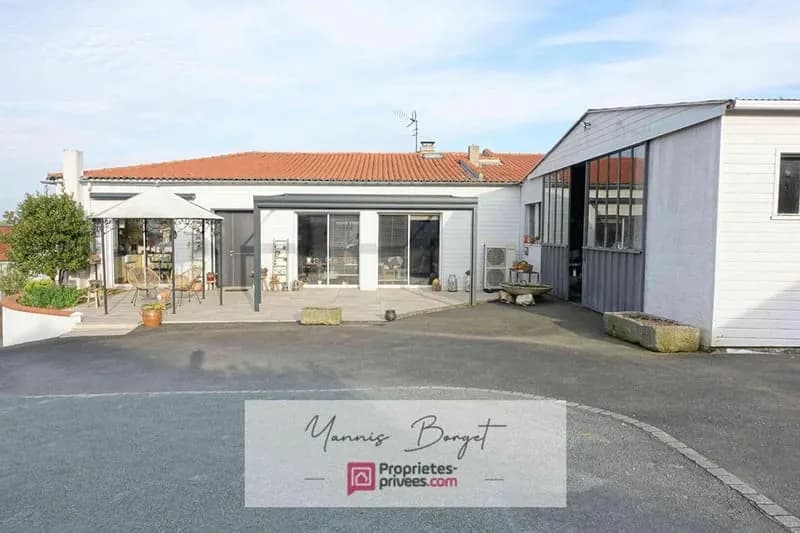 Ensemble immobilier avec double habitation - coeur de bourg de Chavagnes-en-Paillers - Photo 1