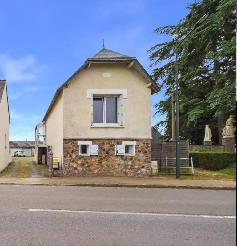 Ensemble Locatif : 2 appartements et 3 garages - Photo 1
