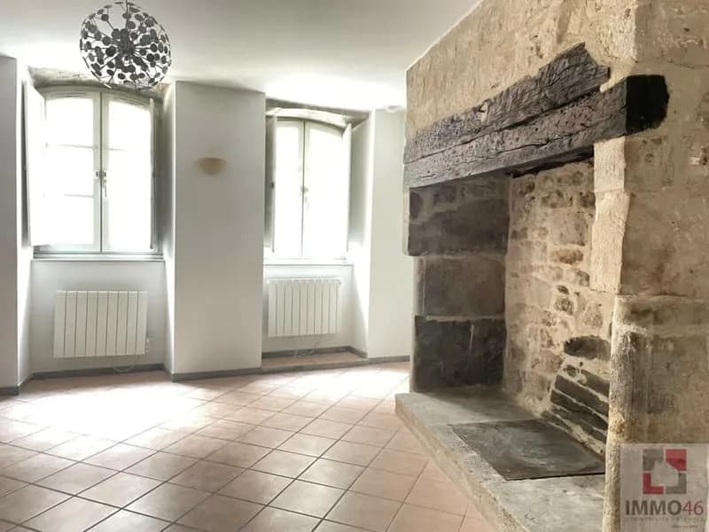 IMMEUBLE DE RAPPORT AVEC 3 APPARTEMENTS EN PLEIN CENTRE DE GRAMAT - Photo 1