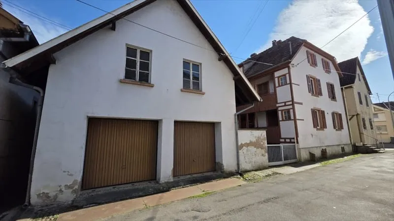IMMEUBLE DE RAPPORT + ANNEXE - Photo 1
