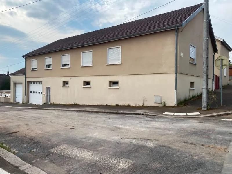 IMMEUBLE - Photo 1