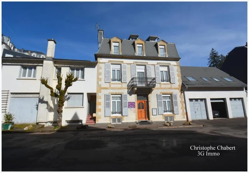 Immeuble - Photo 1