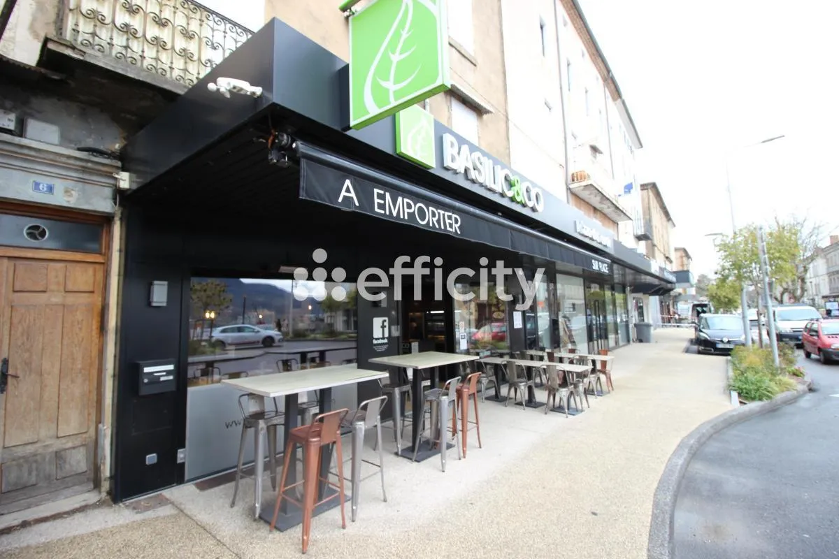 Immeuble - Photo 1