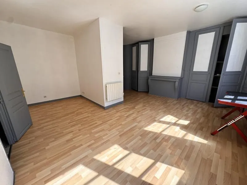 Immeuble - Photo 1