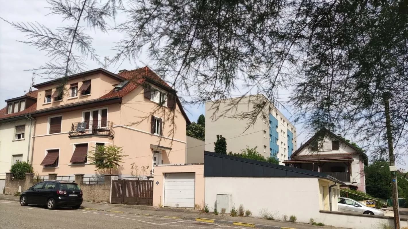 Ensemble immobilier a revenus locatifs - Photo 1