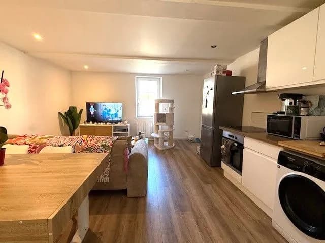Immeuble - 198m ² - Photo 1