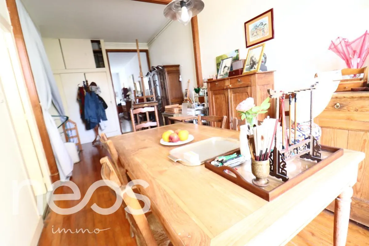 Bel immeuble d'habitation dans le centre de La Réole - Photo 1