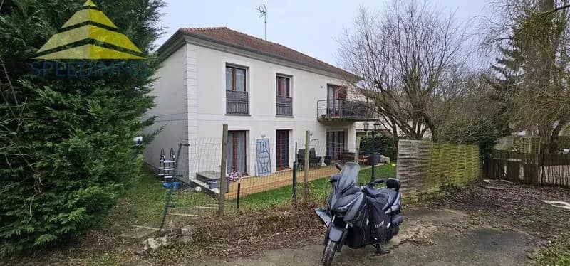 Un ensemble immobilier divisé en deux logements F4 - Photo 1