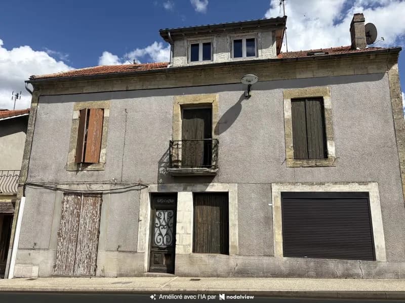 GARDONNE : Immeuble centre 6 pièces de 177m² avec cour - Photo 1