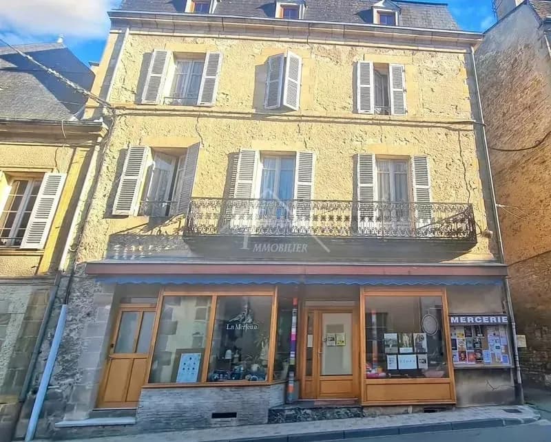 Immeuble avec bail commercial et locations saisonnières, BOURBON - Photo 1