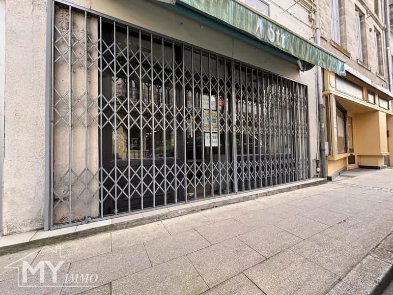 SAINTE FOY LA GRANDE : Immeuble de caractère en secteur commerçant - Fort potentiel - Photo 1
