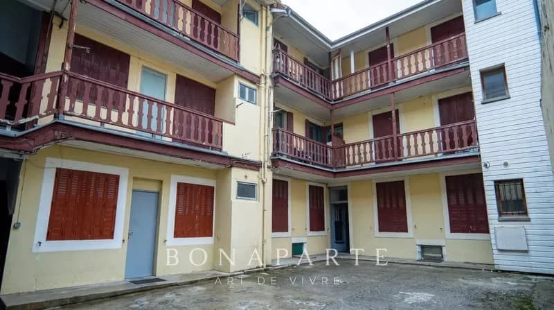 QUARTIER TRIBUNAL - IMMEUBLE 12 LOTS - 379m2 - Photo 1