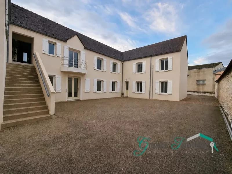 Moret Loing et Orvanne : Ensemble immobilier 25 pièces 555 m2 - Photo 1