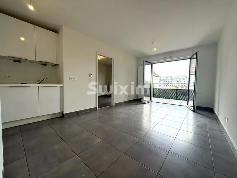 Magnifique 2 pièces avec terrasse, immeuble BBC - Photo 1