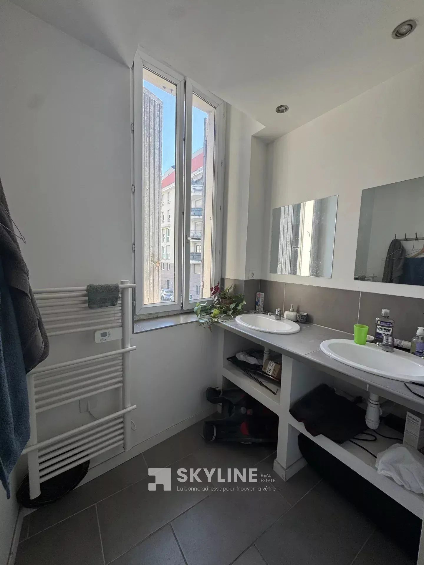 IMMEUBLE DE RAPPORT - MARSEILLE 10ème Opportunité rare d'investissement - Immeuble mixte - Photo 1